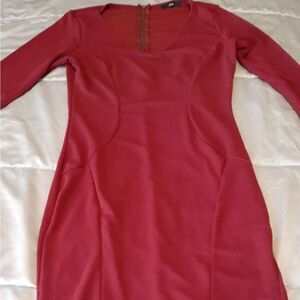 Alt. B stylist dress